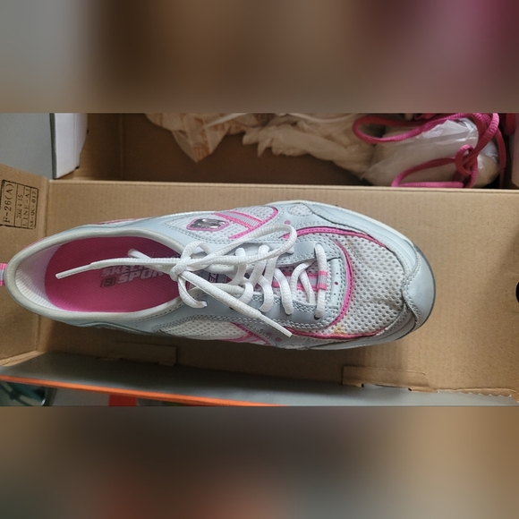 Skechers size 7 pink white gray Sportie - Picture 2 of 6
